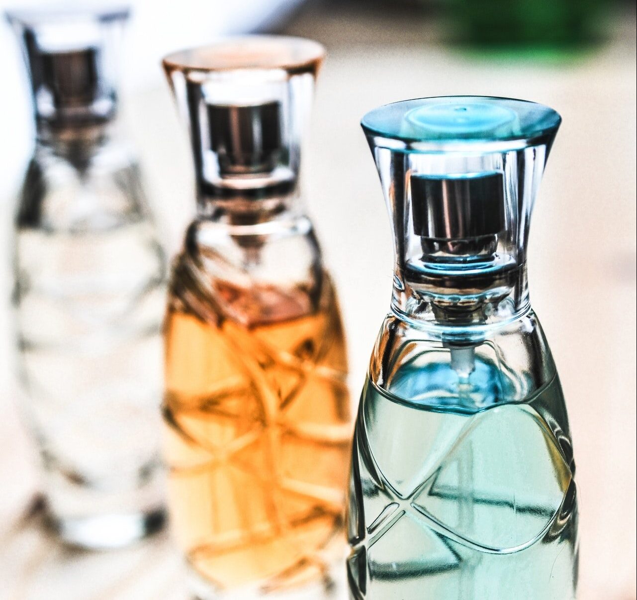 You are currently viewing SECRETS OF PEOPLE WHO ALWAYS SMELL GOOD