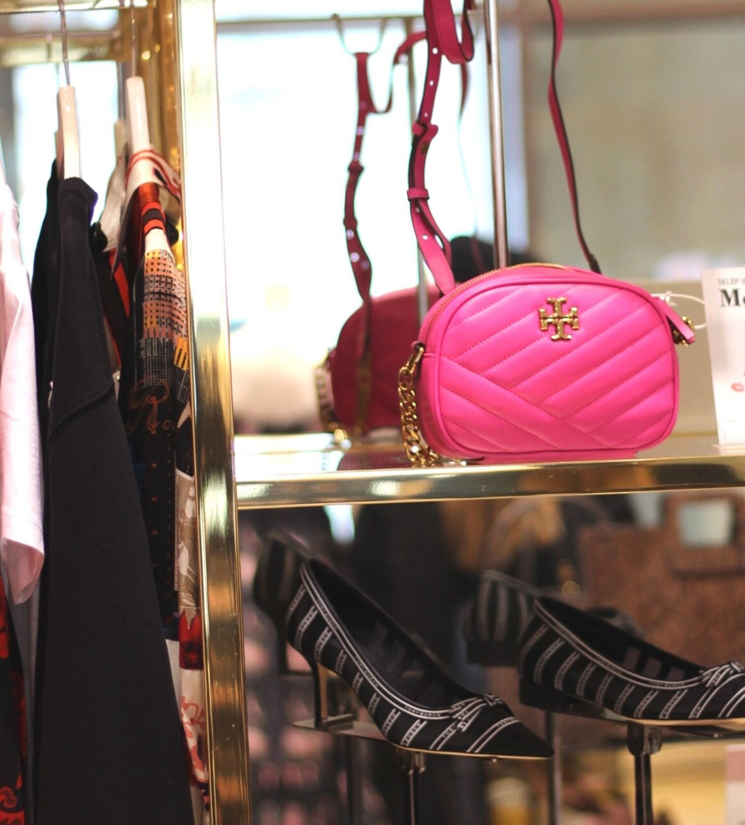 You are currently viewing HOW TO FIND YOUR PERSONAL STYLE?