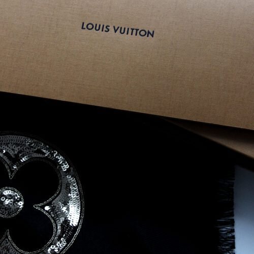 You are currently viewing FASHION IN COLORS – THE BLACK